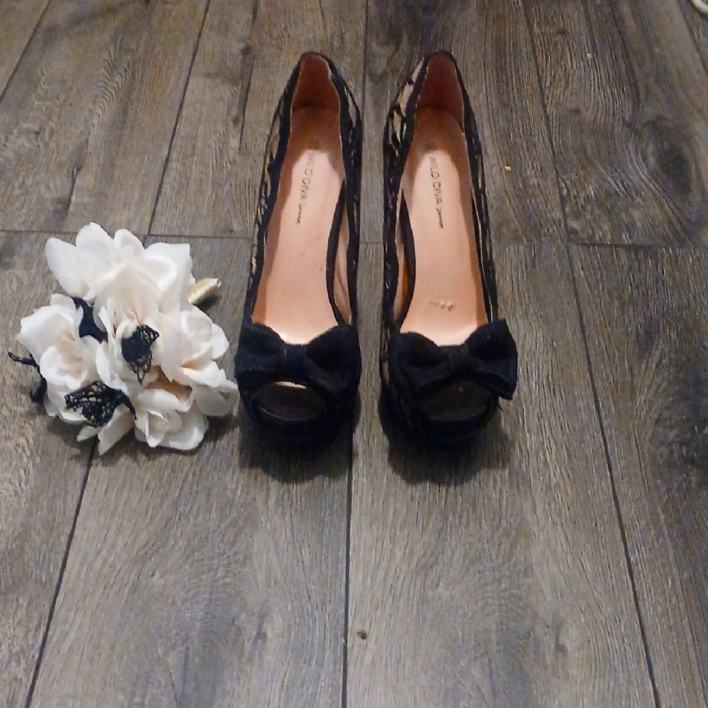 Wild Diva Elegant Black Lace Women's Stilettos